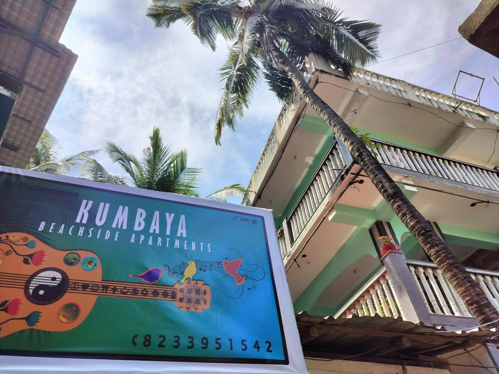 Kumbaya Beachside Hostel & Apartments At Arambol Beach Exterior photo